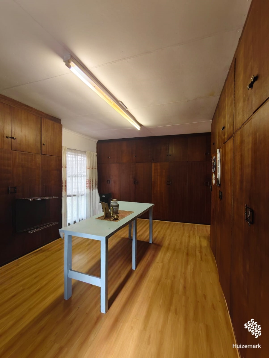 5 Bedroom Property for Sale in Sasolburg Ext 4 Free State